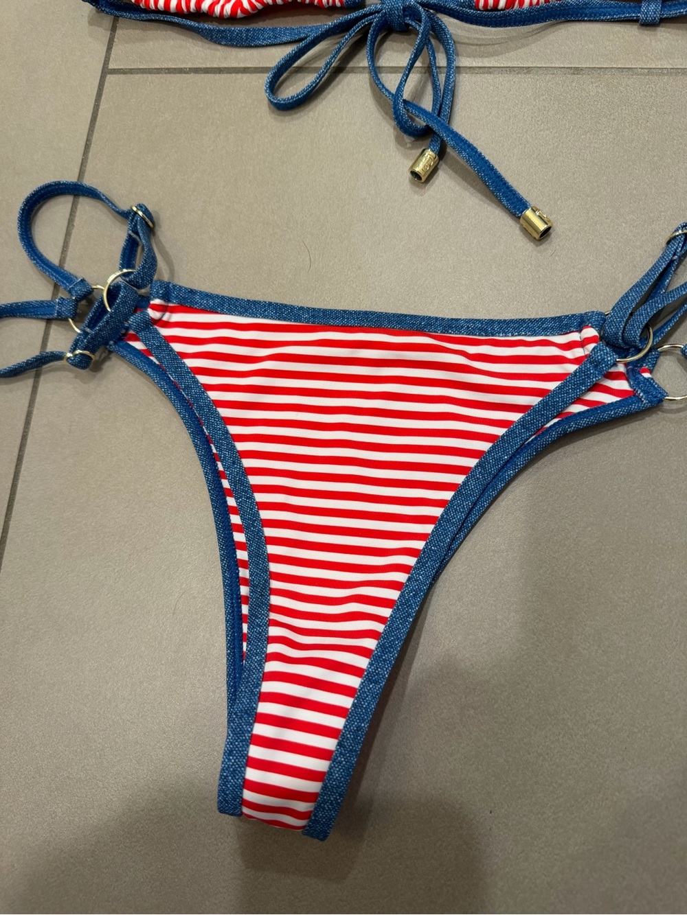 Beach Bunny Striped Harbor Bikini (NWOT) - Picture 6 of 10